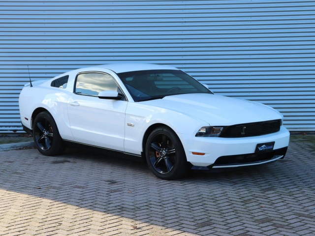 Ford USA Mustang GT PREMIUM 5.0L V8 2011