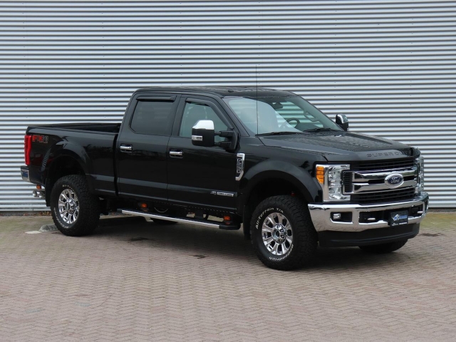 Ford USA F-250 CREW CAB 6.7L V8 2017