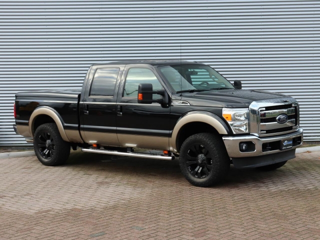 Ford USA F-250 LARIAT 6.2L V8 2013