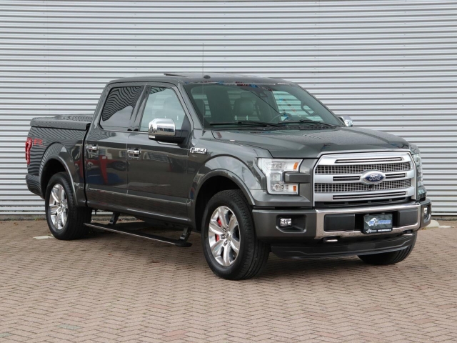 Ford USA F-150 PLATINUM 5.0L V8 ROUSH SUPERCHARGED 650PK