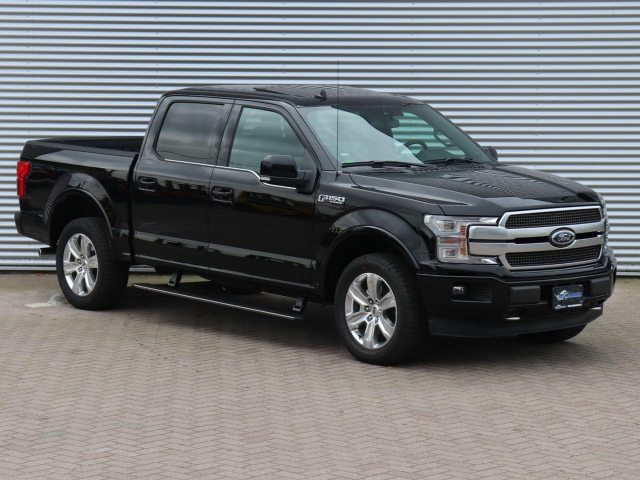 Ford USA F-150 PLATINUM