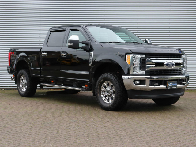 Ford USA F-250 CREW CAB 6.7L V8 2017 F250