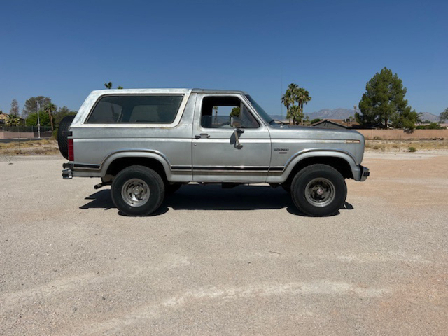 Ford Bronco XLT