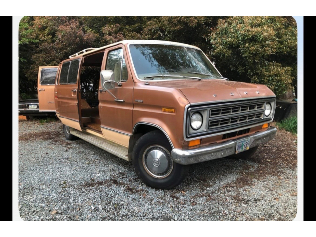 Ford USA Econoline E-150 CLUBWAGON