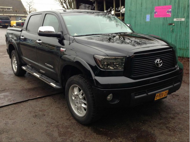 Toyota Tundra PLATINUM 4X4 2009